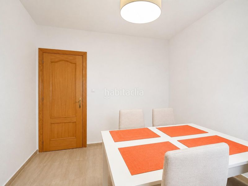 Foto 0fc21c3a-e480-4d51-8d34-f26fe8c0aa24. Casa amb aparcament a Albuñol