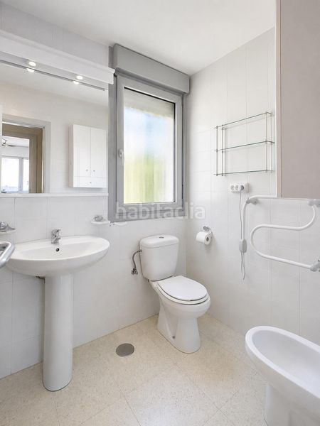 Foto 7e90cd6f-1cba-410a-9827-eaef9b029ef3. Casa amb aparcament a Lancha del Genil Granada