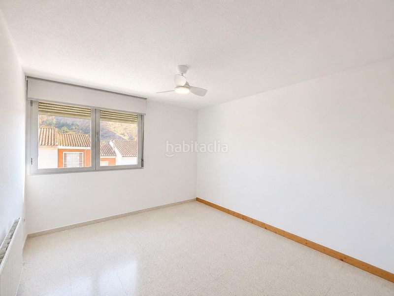 Foto e17205c8-ffd5-4048-9052-077d4abd8c74. Casa amb aparcament a Lancha del Genil Granada