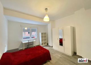 Lloguer Pis a Camino de Ronda. Piso de 4 habitaciones en pedro antonio!