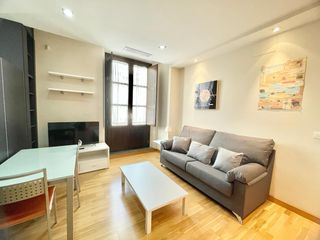 Miete Appartement  Calle nueva del santísimo. Apartamento de diseño en la zona centro ideal trabajadores