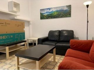 Miete Etagenwohnung  Calle santa teresa. Piso 4 dormitorios  estudiantes en pleno centro