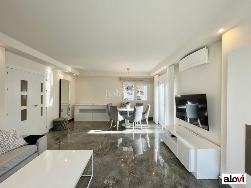 Foto 20965127-39a7-47be-92f0-6152752230c1. Alquiler casa espectacular vivienda con piscina privada en exclusiva zona residencial en Ogíjares
