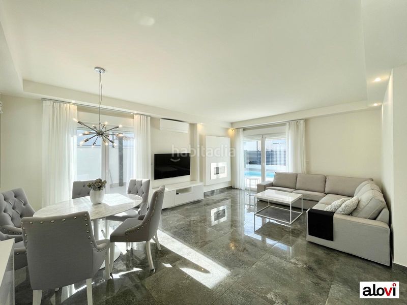 Foto 2d41c58d-5cc5-4a35-87e7-da62e0209b69. Alquiler casa espectacular vivienda con piscina privada en exclusiva zona residencial en Ogíjares