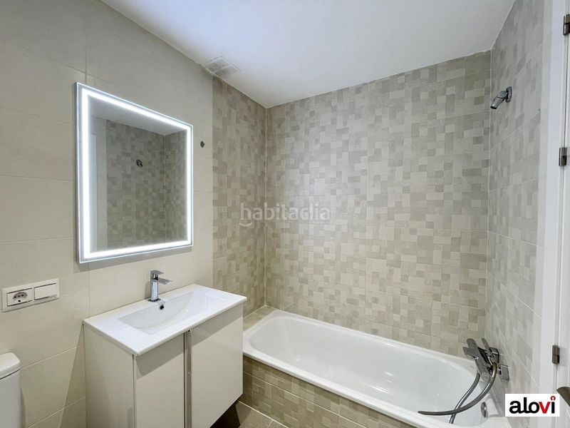 Foto 63ef7024-9070-4be7-a34a-7fd7619d6021. Alquiler casa espectacular vivienda con piscina privada en exclusiva zona residencial en Ogíjares