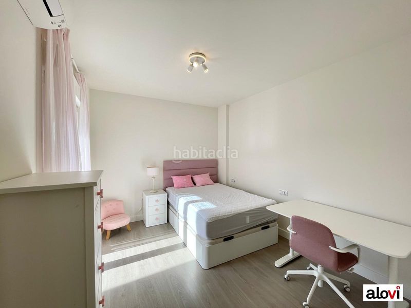 Foto a7cf4cfc-e003-4638-9d3c-48db3e117310. Alquiler casa espectacular vivienda con piscina privada en exclusiva zona residencial en Ogíjares
