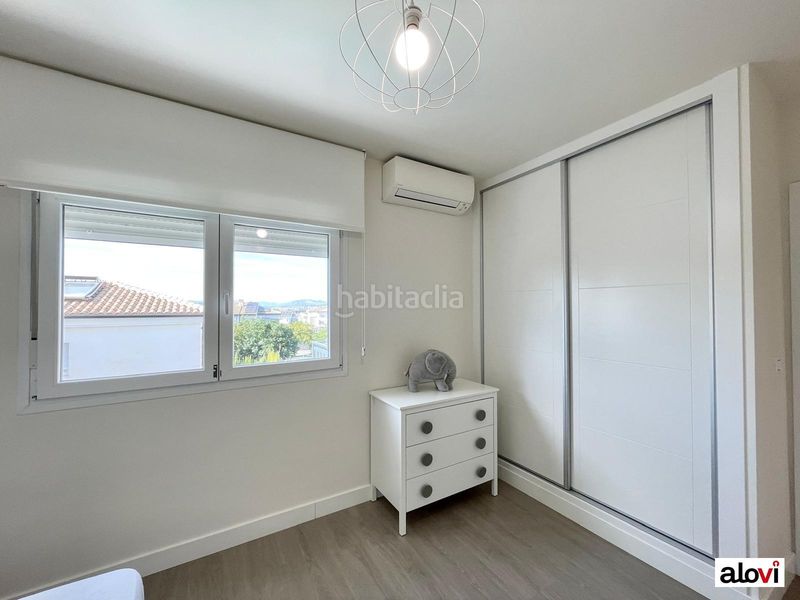 Foto bcd1b4aa-8a40-413b-946d-d1491d6a6a42. Alquiler casa espectacular vivienda con piscina privada en exclusiva zona residencial en Ogíjares