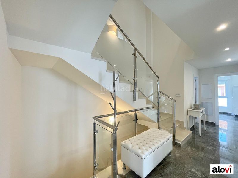 Foto e11d4d89-dcaf-47c8-ba4c-28db9a902157. Alquiler casa espectacular vivienda con piscina privada en exclusiva zona residencial en Ogíjares