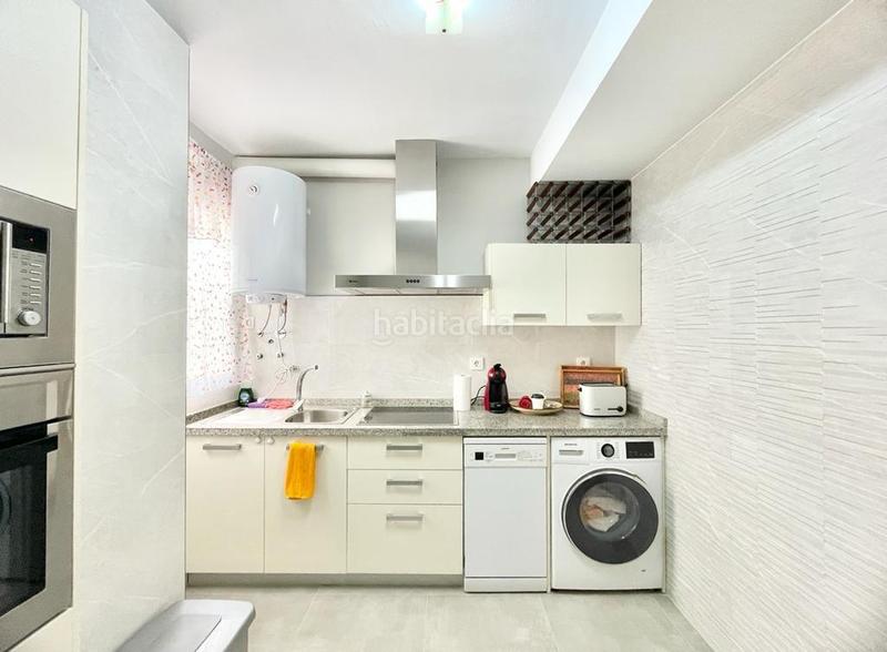 Foto 2658cd4e-344f-4de0-bf50-21ee5097e8b3. Lloguer pis amb calefacció a San Matías - Realejo Granada