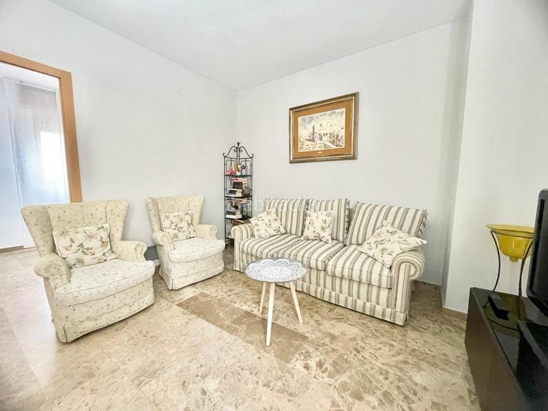 Foto 4c6fbfdc-bd1f-4306-9044-edd423377286. Miete etagenwohnung mit heizung in San Matías - Realejo Granada