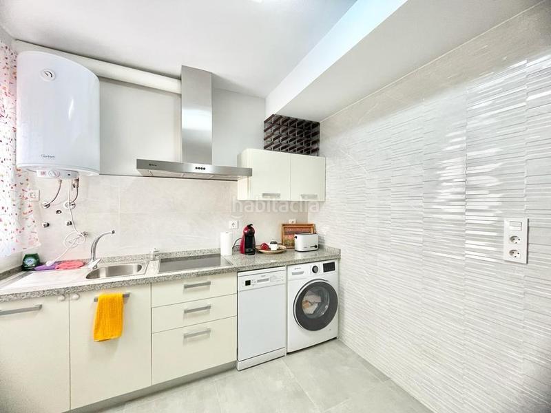 Foto 411fd9d1-426f-4a36-bc1e-077df4496a62. Rent flat with heating in San Matías - Realejo Granada