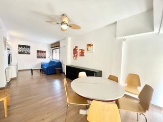 Rent Flat in Centro - Sagrario. Piso 4 dormitorios junto plaza gracia ideal estudiantes!