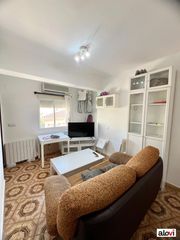 Rent Flat  Calle real de cartuja. Piso 3 dormitorios zona triunfo ideal estudiantes