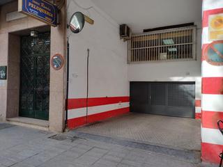 Lloguer Aparcament cotxe  Camino de ronda. Oportunidad de garaje en alquiler junto recogidas