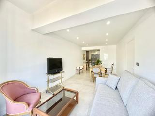 Affitto Appartamento in Camino de Ronda. Precioso ático en recogidas de 2 habitaciones, totalmente reform