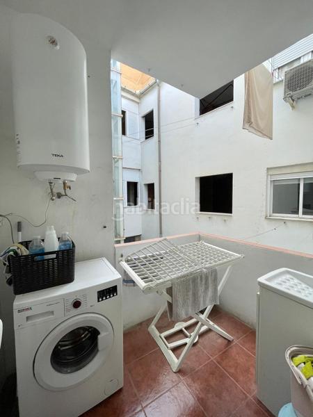 Foto 5625981f-b5b7-4519-bcf9-a7054d8cfed4. Alquiler piso  de 3 habitaciones en pleno centro ! en Granada