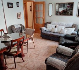 Miete Etagenwohnung  Camino de ronda. Piso 3 dormitorios junto plaza einstein ideal estudiantes
