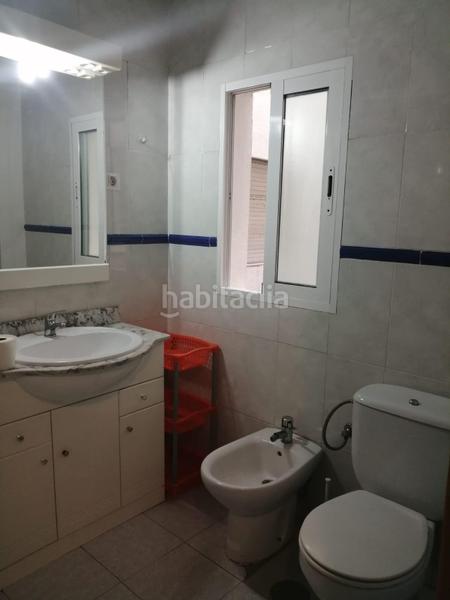 Foto 57bcd2ad-2142-4a01-b2f2-fb3c7a7a08e4. Alquiler piso  3 dormitorios en alquiler en ctra. málaga ideal estudiantes en Granada