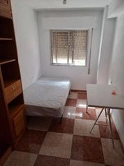 Miete Etagenwohnung in Angustias - Chana - Encina. Piso 3 dormitorios en alquiler junto informática y bellas artes