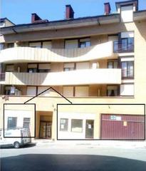 Local Comercial a Calle puerto de somiedo 2. Venta de local en laviana
