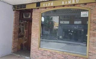 Locale commerciale in Calle corporaciones de lena 34. Venta de local en pola de lena