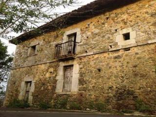 Masia a Piloña. Venta de casa asturiana en ruinas