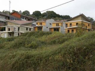 Residential Plot in Calle ferreros 2. Promocion de 7 chalets, 4 de ellos en construccion, a 10 minutos