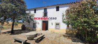Xalet a Alcaracejos. Venta de casa de campo cercana a alcaracejos