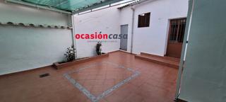 Casa a Pedroche. Casa de dos plantas en pedroche
