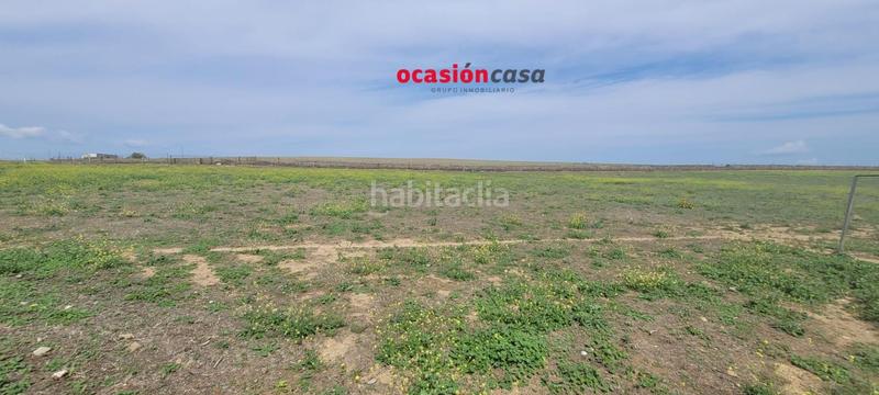 Foto c5473c14-2f38-447a-af45-895993175766. Masía parcela rústica con nave en venta en Dos Torres