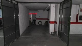 Aparcament cotxe a Pozoblanco. Cochera cerrada con trastero