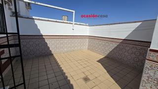 Maison à Pozoblanco. Casa de dos plantas en venta