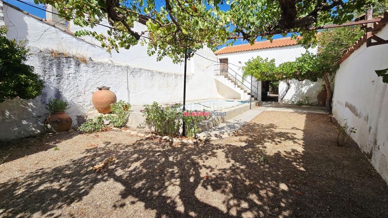 Foto 23621e75-ff5a-42f0-8b64-155271b9cea8. Casa amb aparcament a Torrecampo