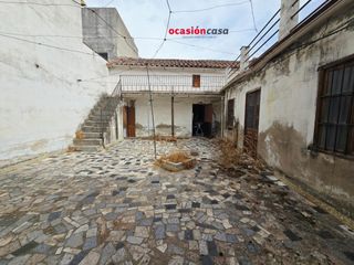 Casa a Pozoblanco. Vivienda junto al bulevar de pozoblanco