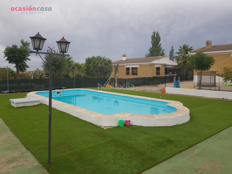 Foto 40c6a98d-ee97-4e19-b2a2-13e678bf92ca. Xalet amb aparcament piscina a Alcaracejos