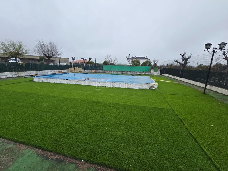 Foto ec63cfca-2724-4093-862d-6051cb206509. Xalet amb aparcament piscina a Alcaracejos