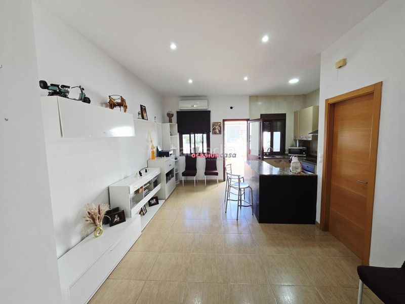 Foto 75d35f2f-c65e-4733-9ddb-2b2ba056e315. Casa a Alcaracejos