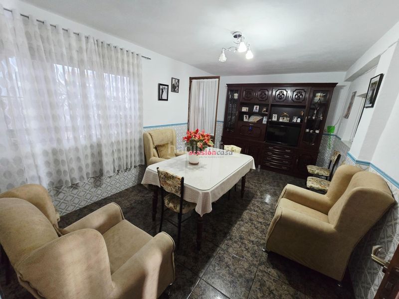 Foto 91ce4485-bf05-48a8-aa85-e3225cd79f50. Casa amb aparcament a Pozoblanco