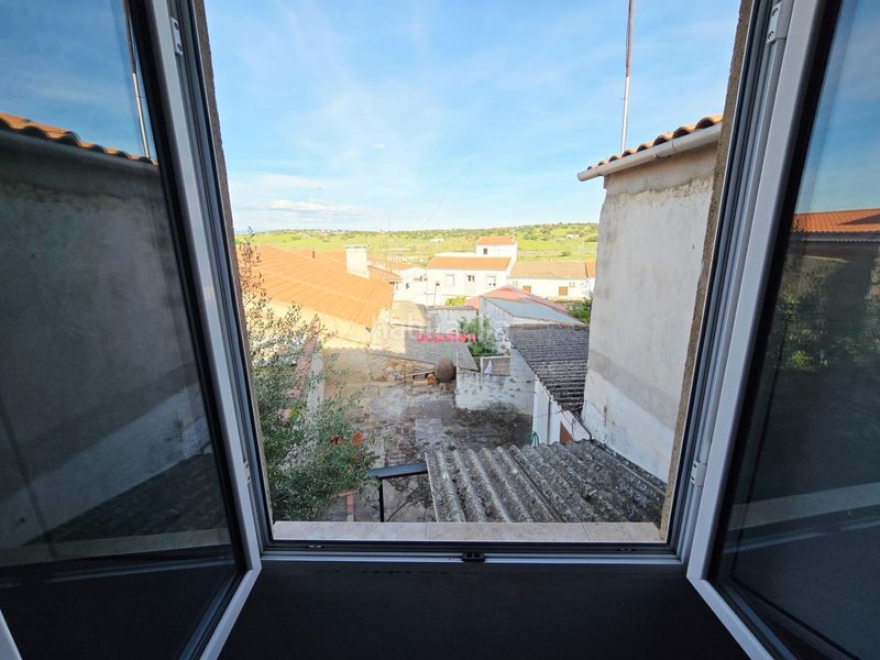 Foto 1389e7f6-bb98-42c3-ae44-338757907679. Casa  en venta en Pedroche
