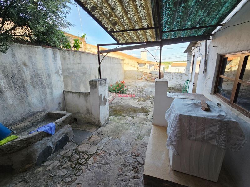 Foto b3e17377-0216-4db3-aa2e-2d1643ad17f4. Casa  en venta en Pedroche