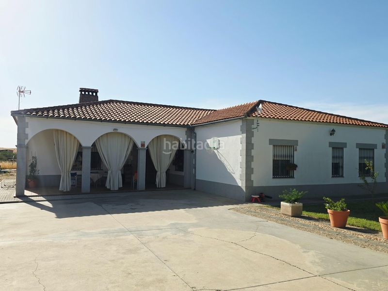 Foto ef378f37-9805-4ca9-b19c-9b01720a27d5. Chalet en exclusiva! en Añora