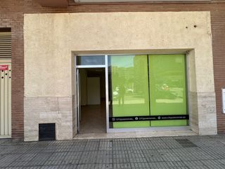 Lloguer Local Comercial a Valdepasillas - La Paz - Huerta Rosales. Local en valdepasillas