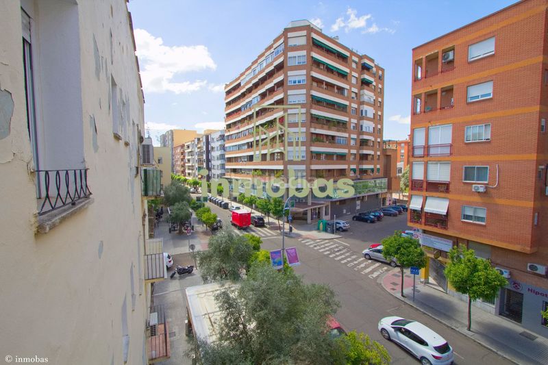 Foto 0168a480-02ea-4dbc-a139-10e9e55e098b. Pis a Santa Marina Badajoz
