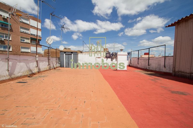 Foto b3ad4270-fc52-488d-86b4-2f89599f1f6e. Pis a Santa Marina Badajoz