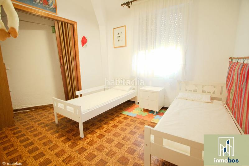 Foto 3659c801-f4f7-45ee-95f9-9b0f2ef96b3e. Casa en las golondrinas parcela con la mejor ubicación del mercado en Badajoz