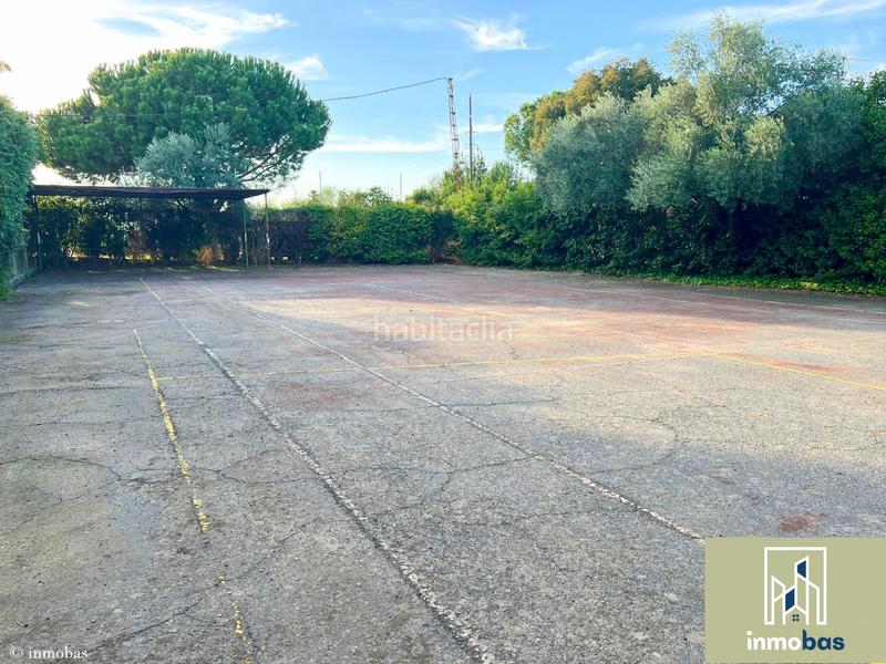 Foto 63fd1503-23ba-4a58-b156-9efbb5815094. Casa en las golondrinas parcela con la mejor ubicación del mercado en Badajoz
