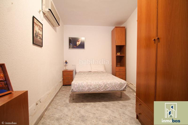 Foto af2ab34c-0957-41c2-a70e-6bb1ed900c0c. Casa en las golondrinas parcela con la mejor ubicación del mercado en Badajoz