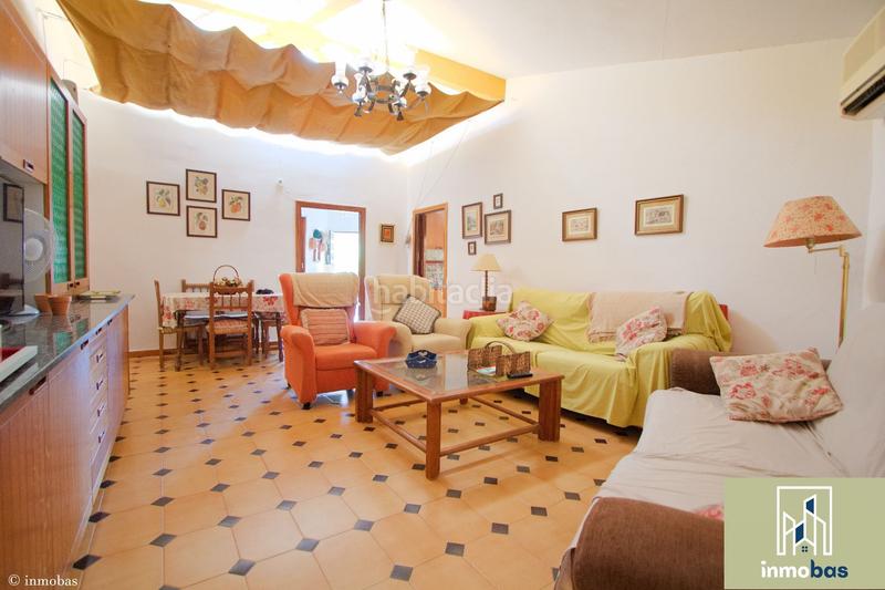 Foto d0386b8d-225e-4281-b882-e1f76c0ffd5a. Casa en las golondrinas parcela con la mejor ubicación del mercado en Badajoz
