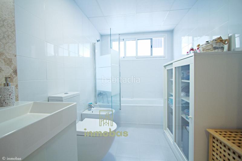 Foto d1b501fb-0fe6-412e-8c7b-020b06dc9d42. Casa adossada amb calefacció a Golf Guadiana Badajoz