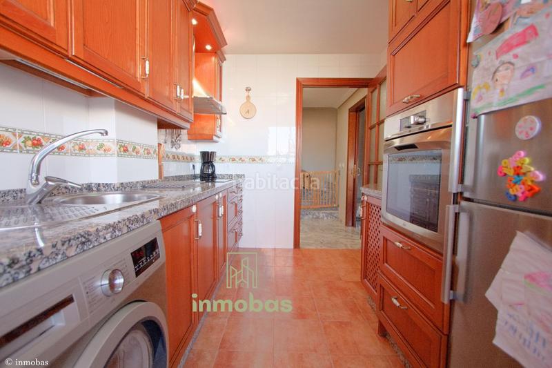 Foto 9f2b2a4e-7314-47ff-bf76-e30042dd74f0. Ático  dúplex con terraza y vistas panorámicas en Ciudad Jardín en Badajoz